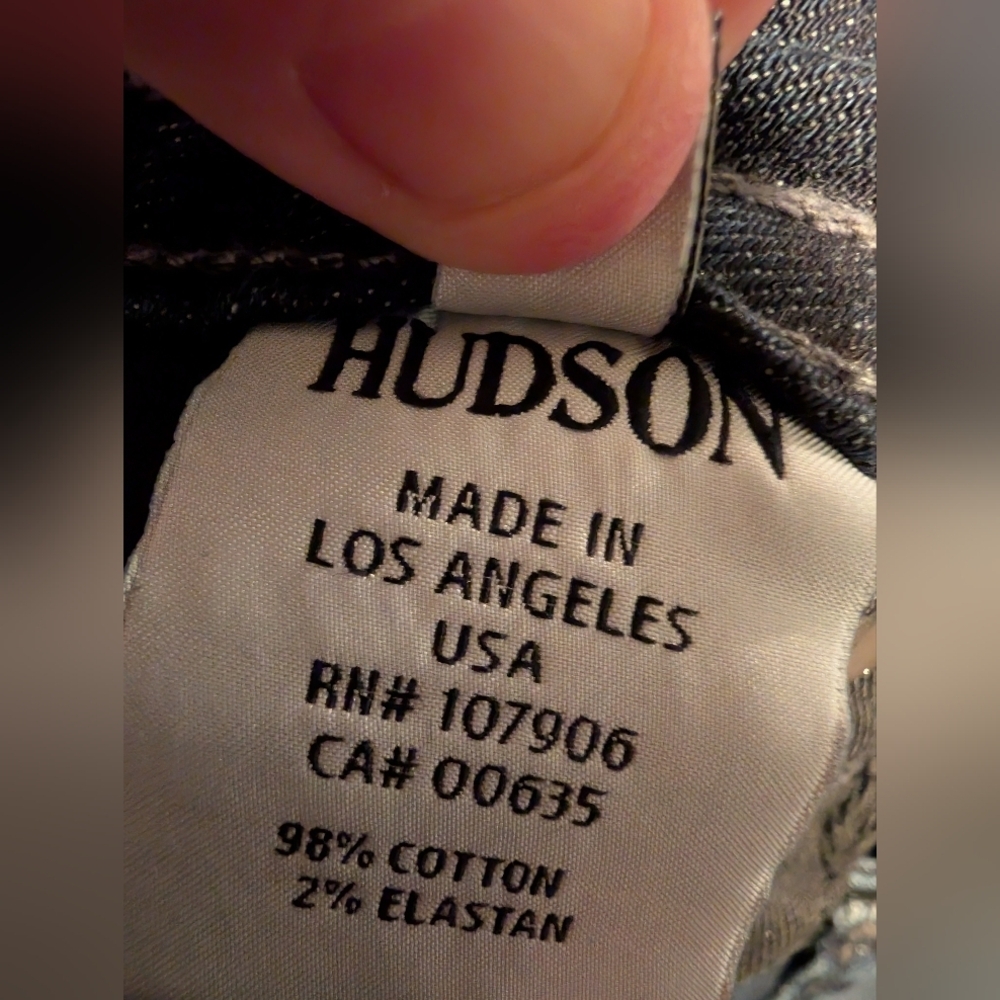 Hudson Signature Petite Boot Cut Jeans, Dark Wash, Women's 30. - Picture 7 of 8